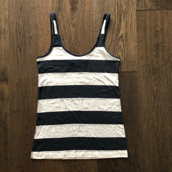 4/$20☀️Abercrombie Striped Tank - Picture 5 of 6